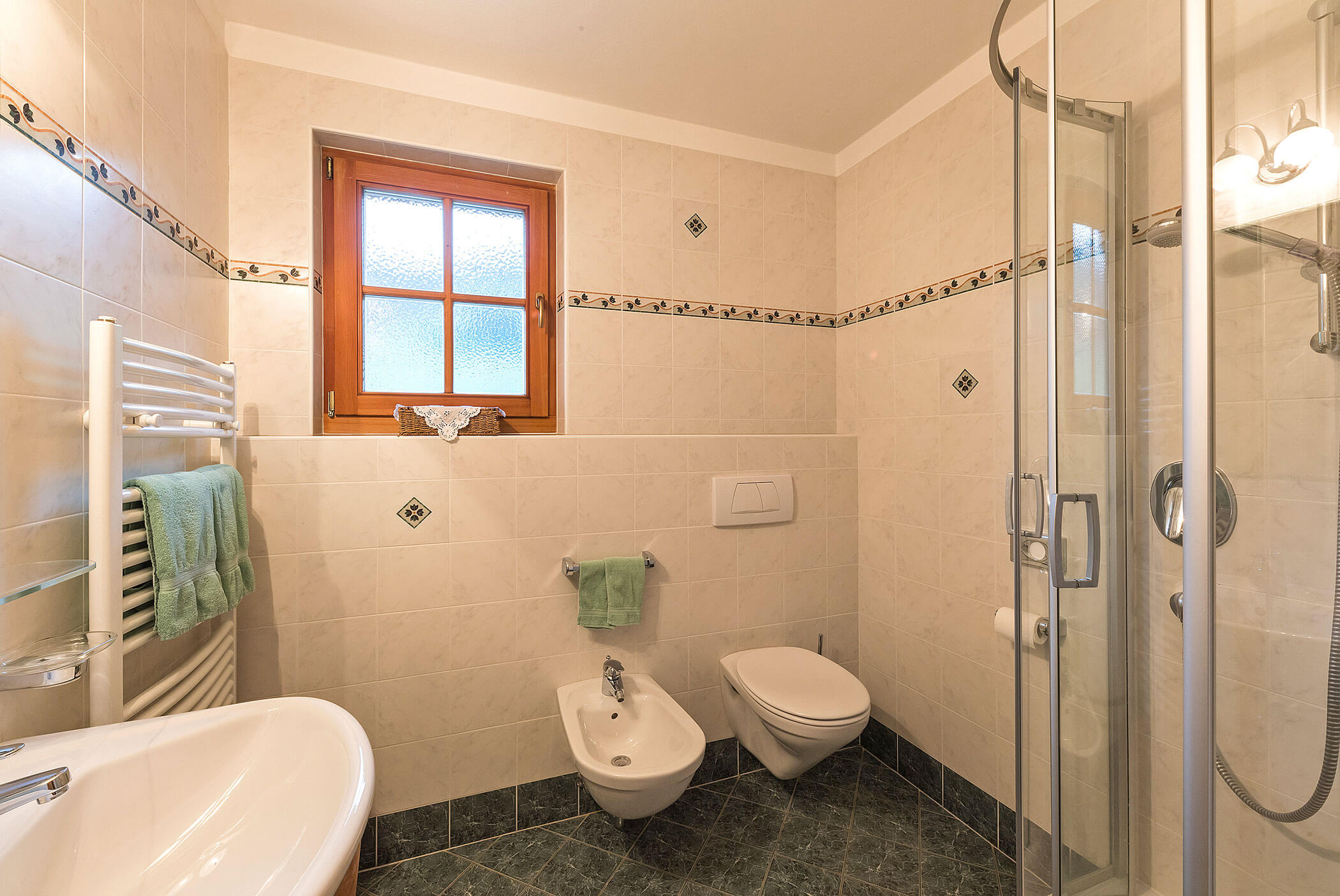 Ferienwohnung Seekofel - Bad - Rainerhof